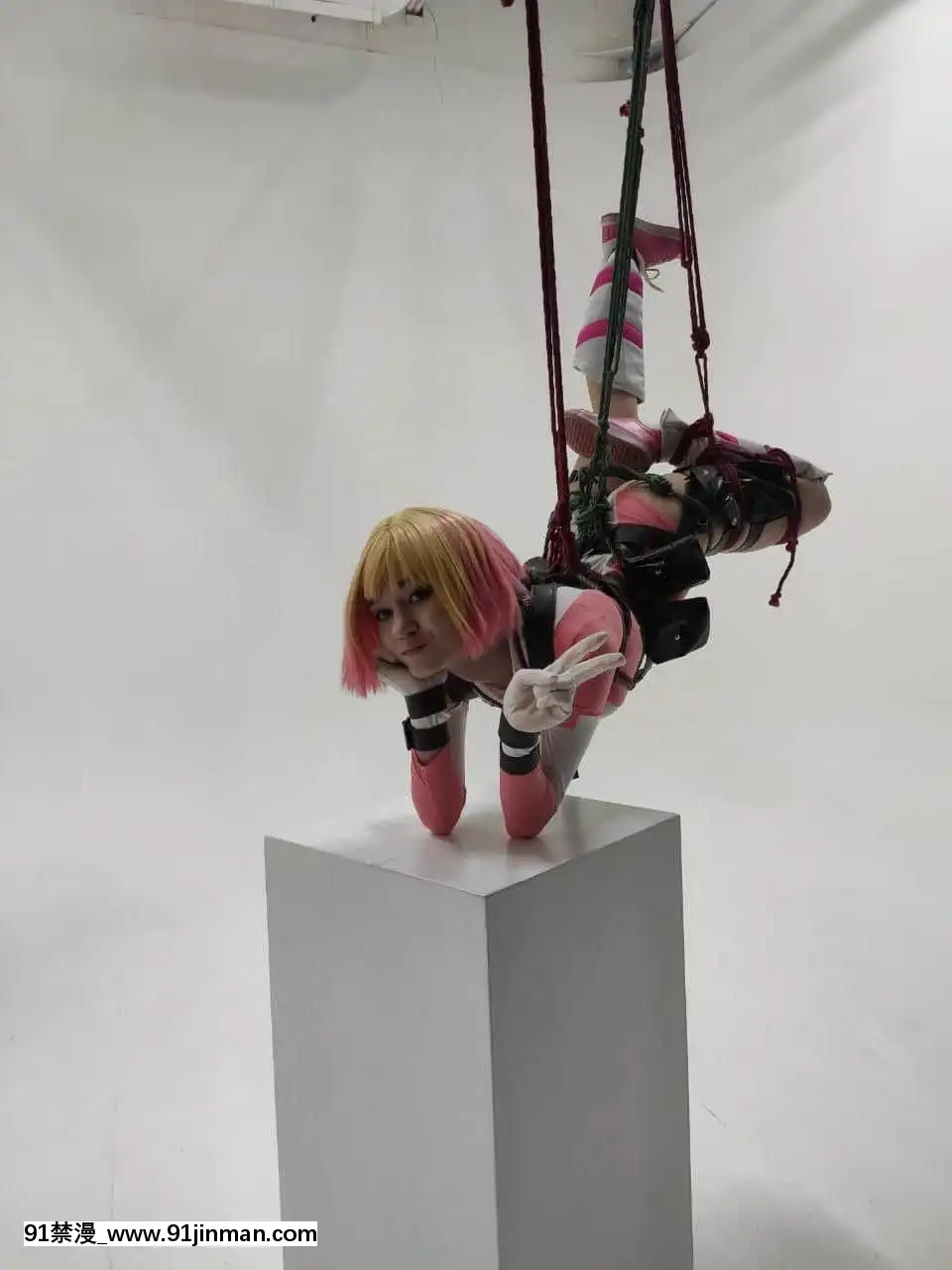 Donnaloli-Gwenpool[刀劍神域 h漫]