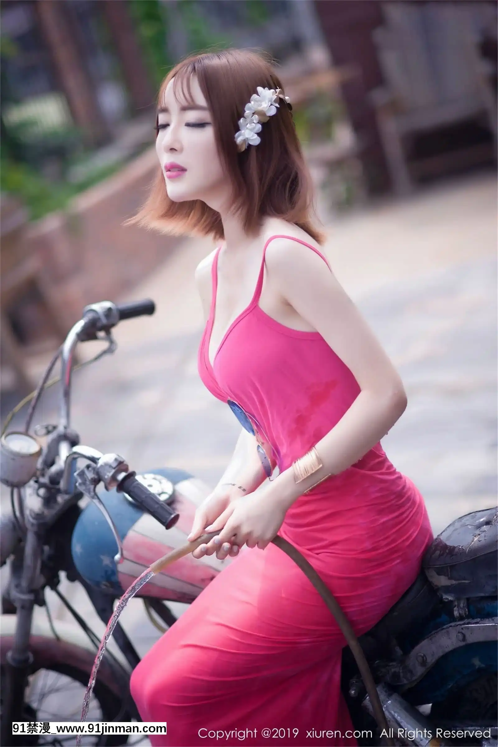 [XIUREN秀人網]2019.04.19NO.1406凌萍兒[gura h漫]