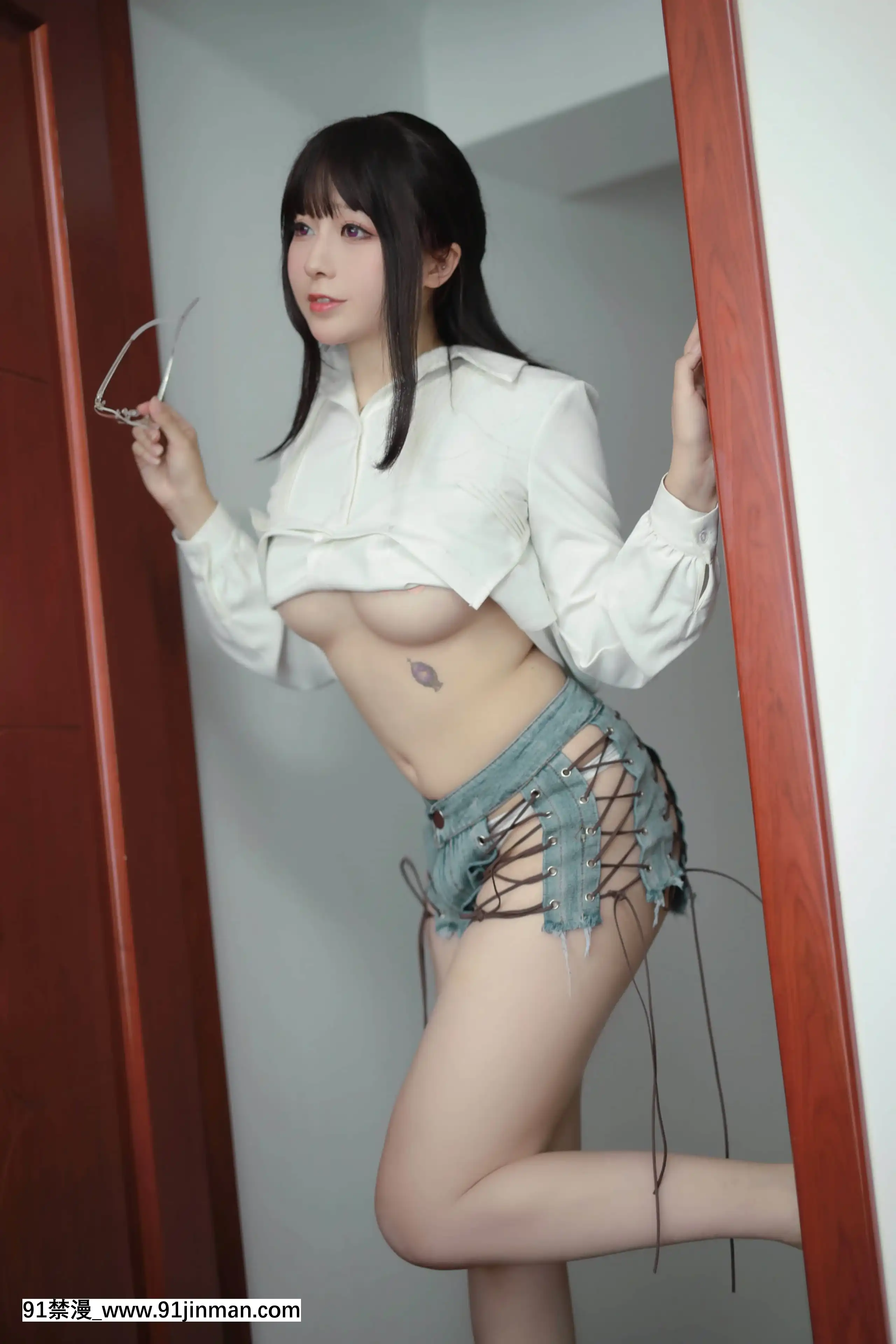 小容仔咕咕咕w-創口貼OL+V[漫畫 18禁]