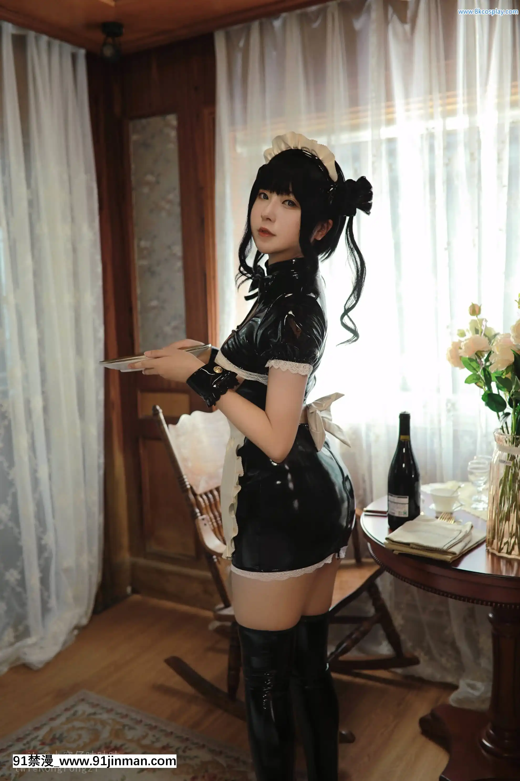 小容仔咕咕咕wNO.014南半球女僕LeatherMaid[h漫 乳頭內陷的母女鋼琴教師]