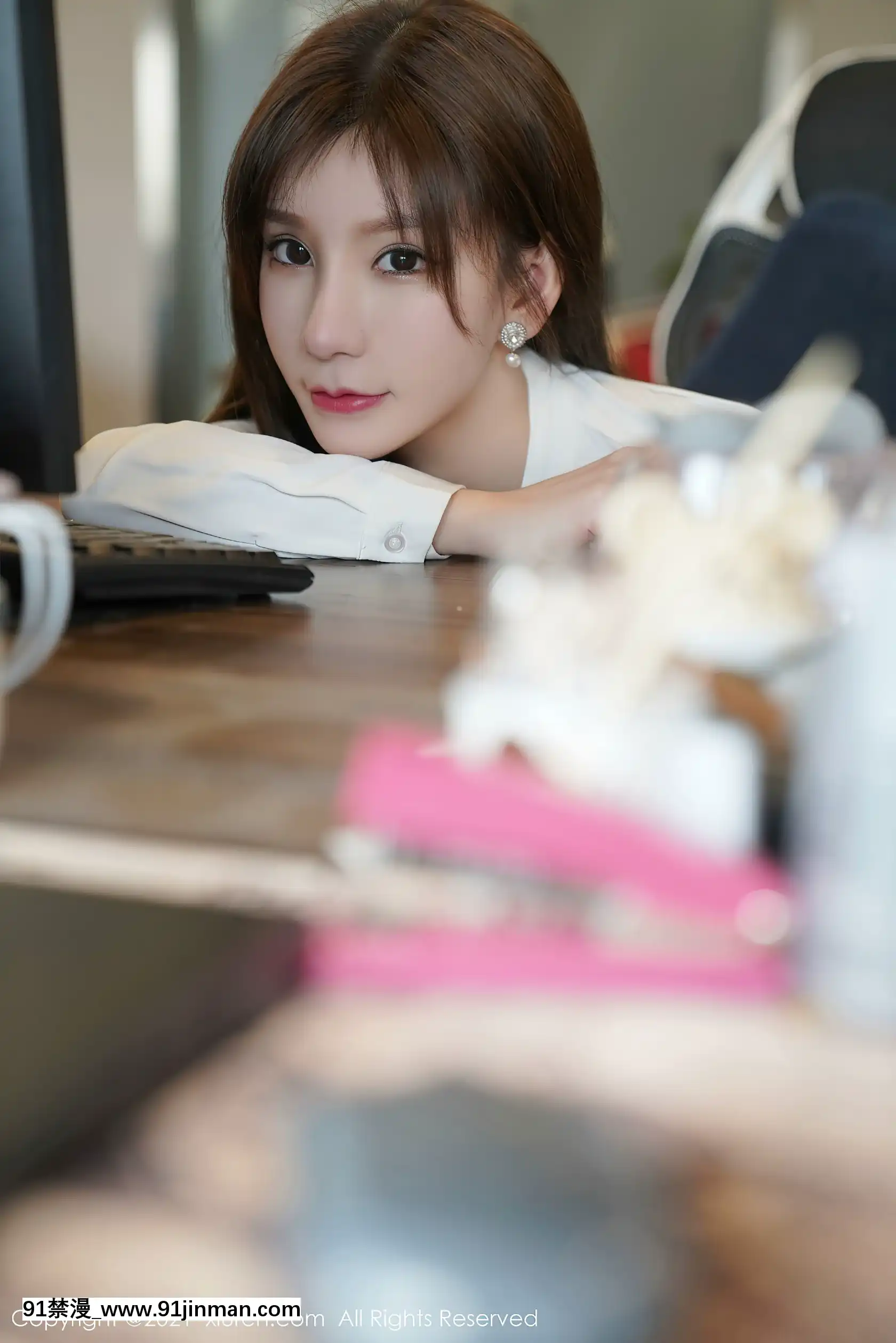 XIURENNo.3046-ZhouYuxi(周於希Sandy)[h漫 女性支配]