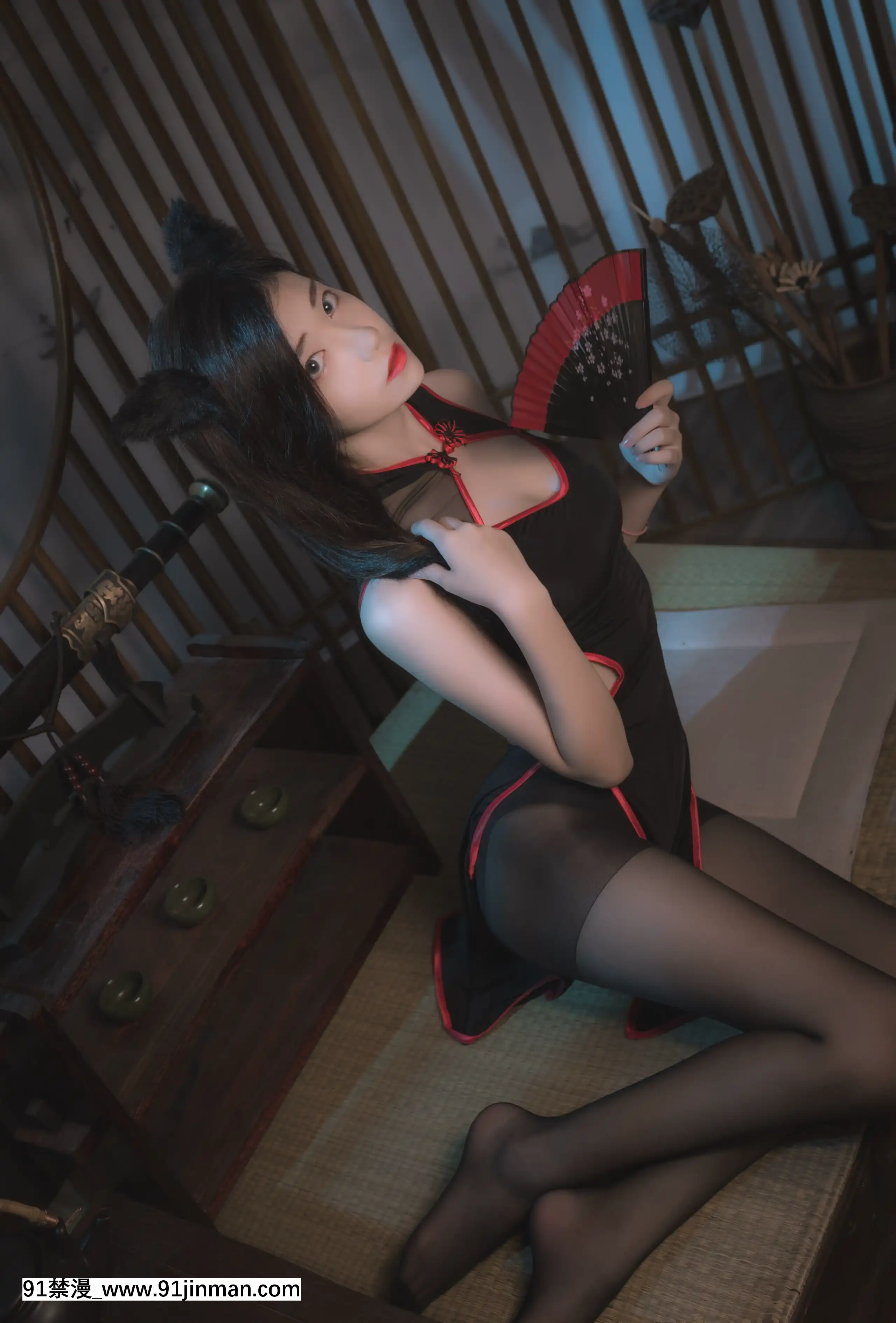 [南桃Momoko]黑絲旗袍[拳願 h漫]